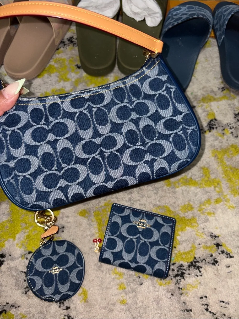 COACH Signature Teri Bag, Wallet & Coin Pouch Set - 🍒